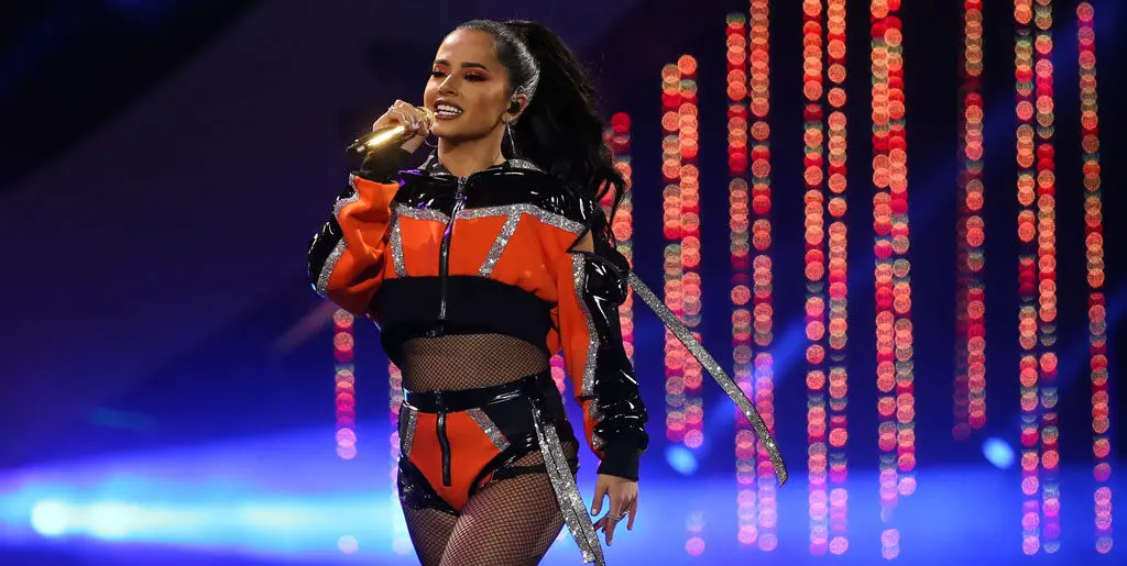 Becky G hints at new song 'Dollar' with memes