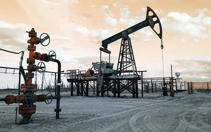 Precios semanales del petróleo caen más del 6% en medio de las tensiones geopolíticas