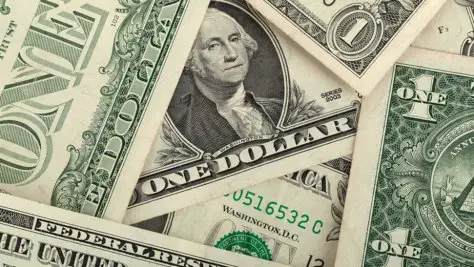 Cómo cerró el dólar el último viernes de 2019